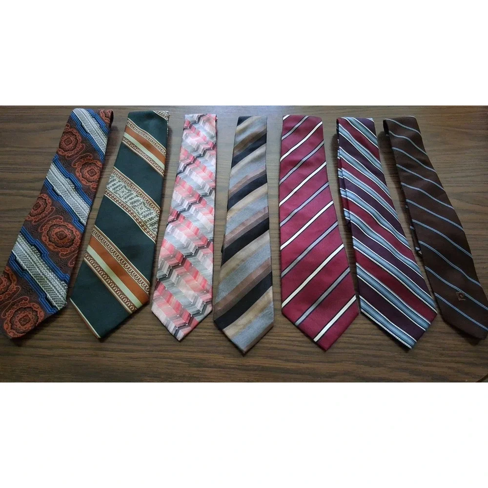 Lot of 24 Vintage 1950s 60s 70s 80s Neckties Rockabilly Cravats Assorted Ties